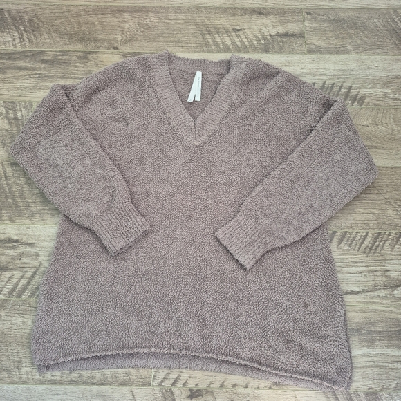 Aritzia Sweaters - Babaton Aritzia Women's Brown Teddy Oversized V-Neck Lounge Sweater Size Medium